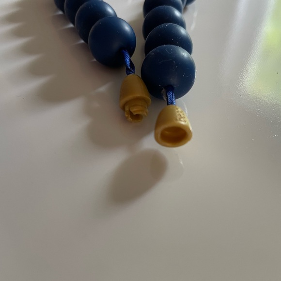 Scilicone Teething Necklace for Moms (chew beads) - Picture 8 of 8